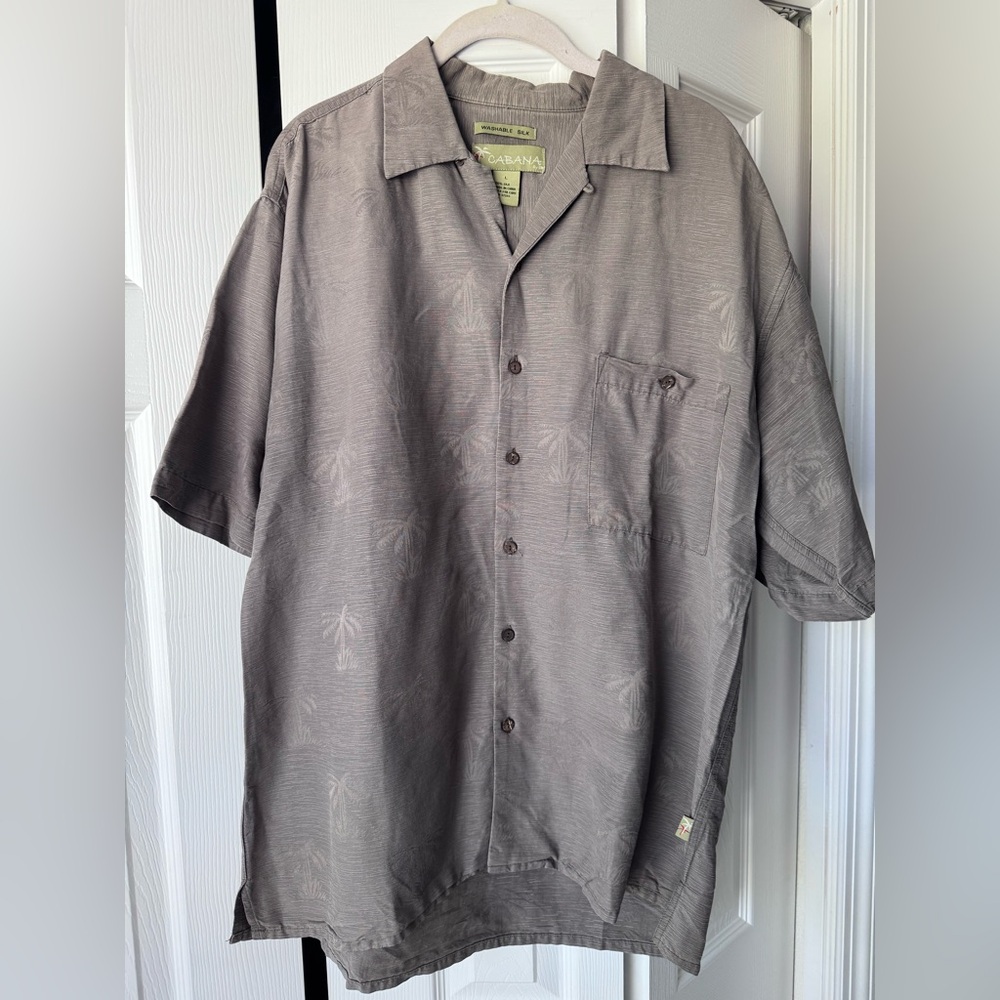 Cabana Men’s 100% silk short sleeve button down Hawaiian shirt